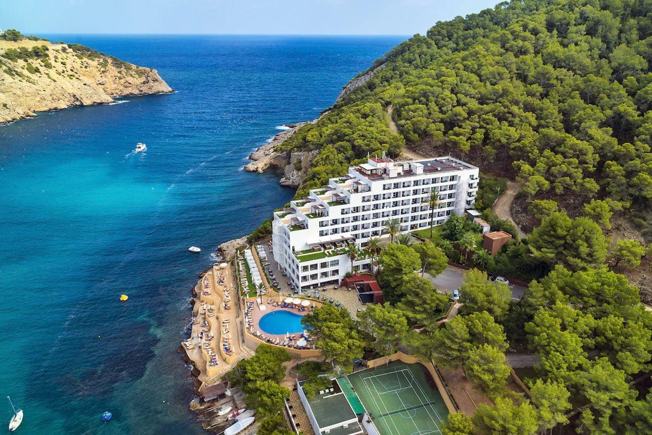 Palladium Hotel Cala Llonga - Adults Only ภายนอก รูปภาพ