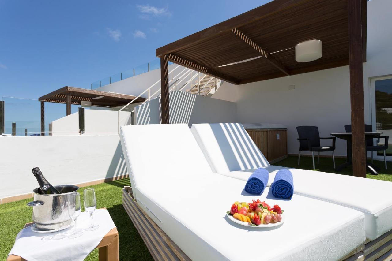Palladium Hotel Cala Llonga - Adults Only ภายนอก รูปภาพ